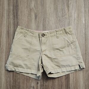 Old Navy Khaki 100% Cotton Shorts Women's Size: 4
